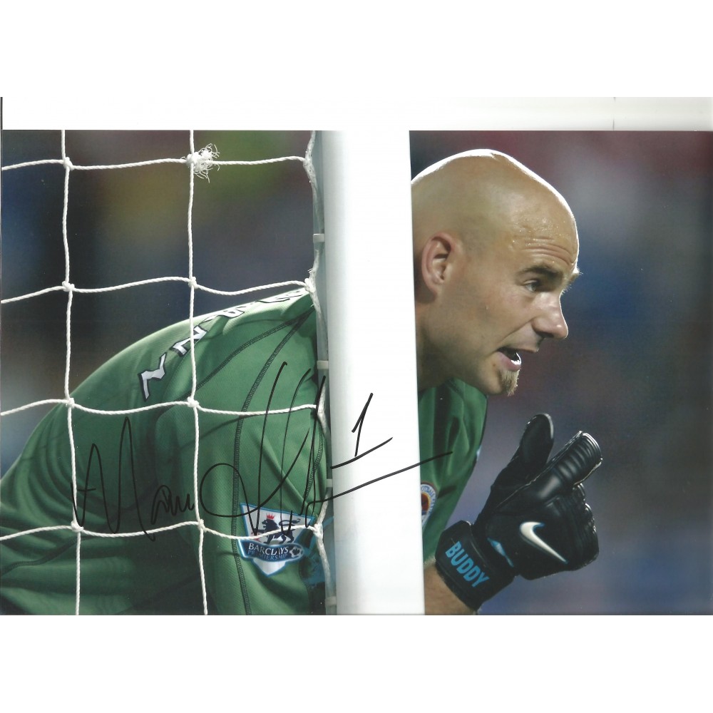 Marcus Hahnemann Reading 12 x 8 signed colour football photo. Marcus Hahnemann Reading 12 x 8 signed colour football photo.