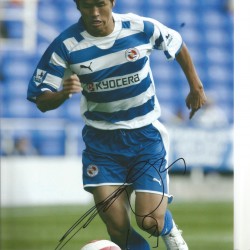 Seol Ki-Hyeon Reading 12 x 8 signed colour football photo. Seol Ki-Hyeon Reading 12 x 8 signed colour football photo.