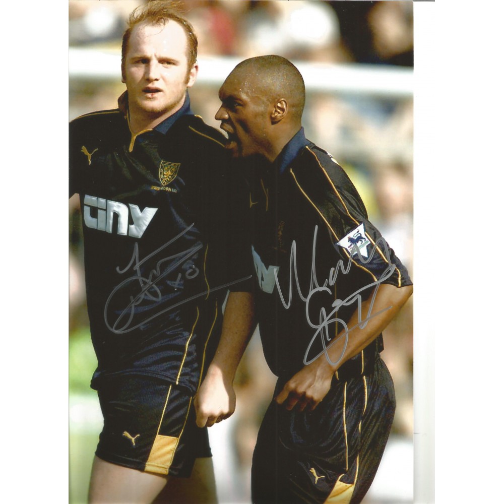 John Hartson and Marcus Gayle Wimbledon Signed 10 x 8 inch football photo. John Hartson and Marcus Gayle Wimbledon Signed 10 x 8 inch football photo.