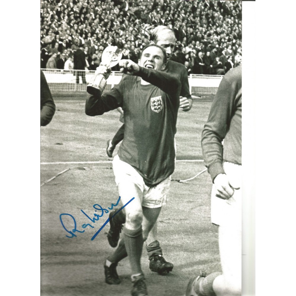 Ray Wilson 66 England Signed 12 x 8 inch football photo. Ray Wilson 66 England Signed 12 x 8 inch football photo.