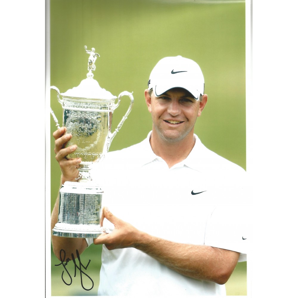 Lucas Glover Signed 10 x 8 inch golf photo.