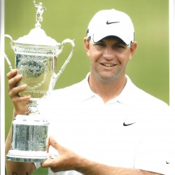 Lucas Glover Signed 10 x 8 inch golf photo. Lucas Glover Signed 10 x 8 inch golf photo.