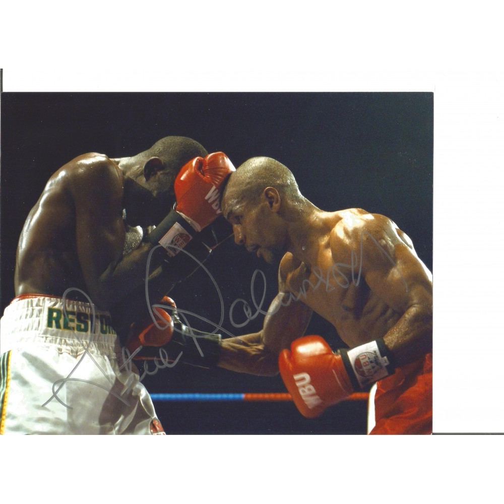 Boxing Steve Robinson 10x8 Signed Colour Photo Pictured During One Of His World Title Fights.