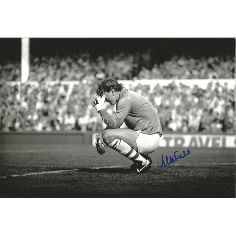 Football Neville Southall 10x8 signed black and white photo Football Neville Southall 10x8 signed black and white photo