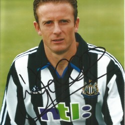 Football Kevin Gallacher 6x4 signed colour photo