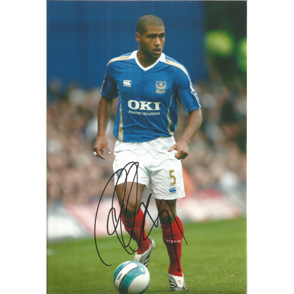 Football Glen Johnson 10x8 signed colour photo Football Glen Johnson 10x8 signed colour photo