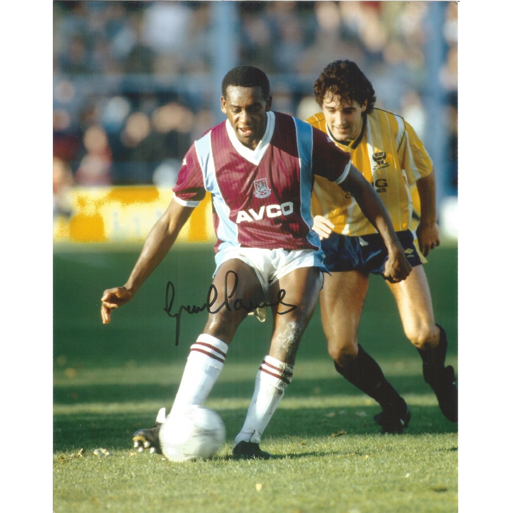 Football George Parris 10x8 signed colour photo Football George Parris 10x8 signed colour photo