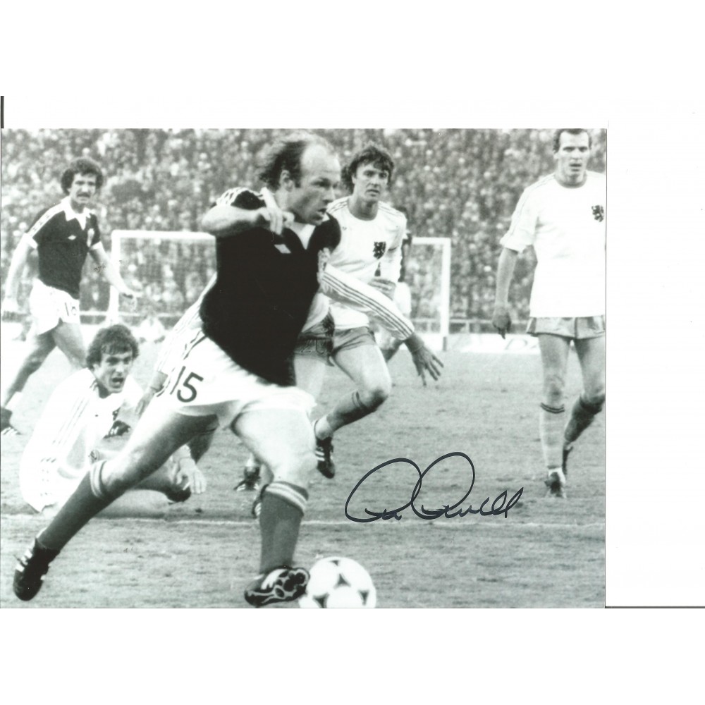 Football Archie Gemmill 10x8 Signed B/W Photo Football Archie Gemmill 10x8 Signed B/W Photo