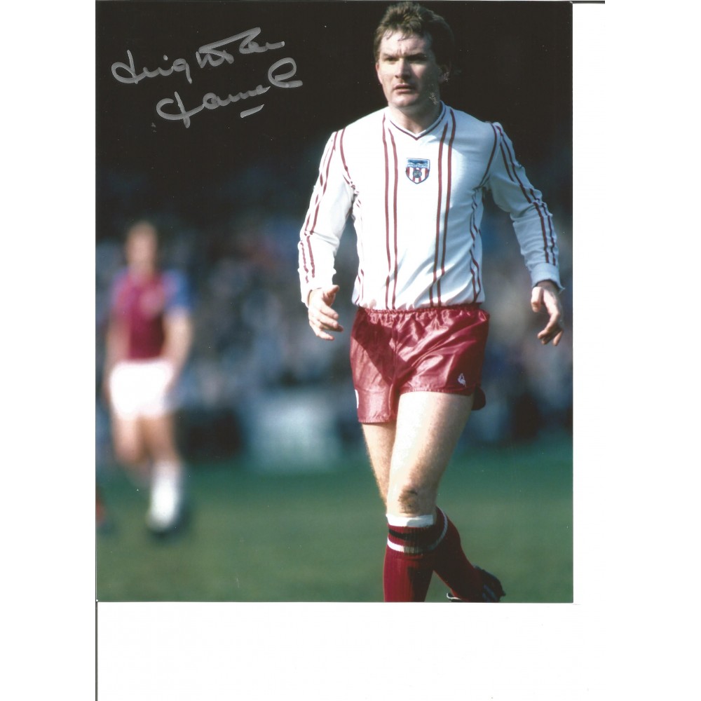 Football Leighton James 10x8 Signed Colour Photo Football Leighton James 10x8 Signed Colour Photo
