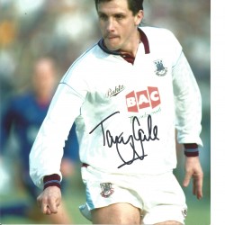 Football Tony Gale 10x8 Signed Colour Photo Football Tony Gale 10x8 Signed Colour Photo